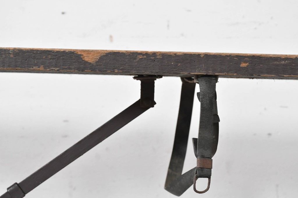 和製ヴィンテージ　建築足場をリメイクした無骨な折りたたみ式作業台　(R-086847)