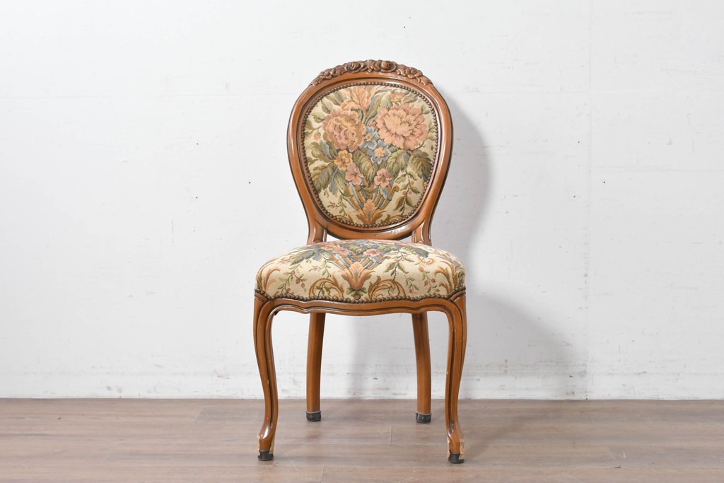 中古　イタリア高級輸入家具　華やかなゴブラン織りのダイニングチェア　(R-086849)