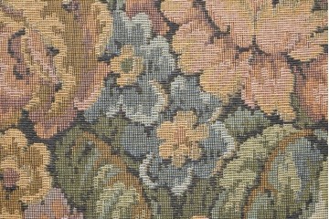 中古　イタリア高級輸入家具　華やかなゴブラン織りのダイニングチェア　(R-086849)