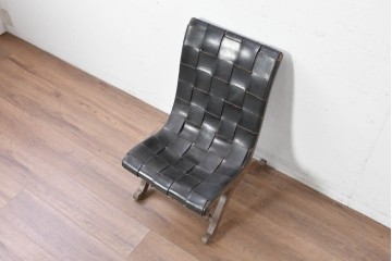 スペインヴィンテージ　Pierre Lottier(ピエール・ロティエ)　本革を格子状に編み込んだスリッパチェア　(R-086850)