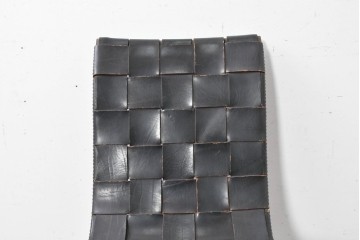 スペインヴィンテージ　Pierre Lottier(ピエール・ロティエ)　本革を格子状に編み込んだスリッパチェア　(R-086850)