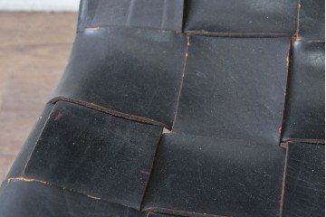 スペインヴィンテージ　Pierre Lottier(ピエール・ロティエ)　本革を格子状に編み込んだスリッパチェア　(R-086850)