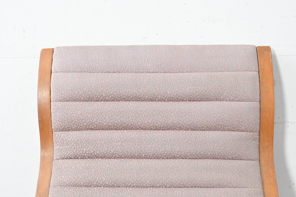 中古　天童木工(Tendo)　ヘロン(HERON)シリーズ　継ぎ目のないサイドフレームが特徴のロッキングチェアとオットマンのセット　(R-086851)