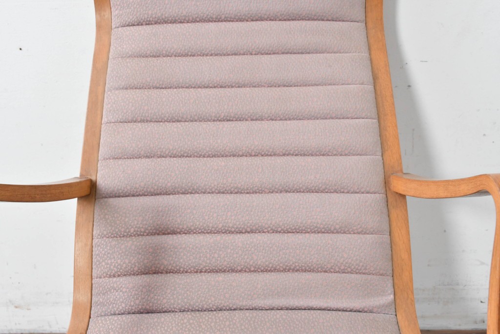 中古　天童木工(Tendo)　ヘロン(HERON)シリーズ　継ぎ目のないサイドフレームが特徴のロッキングチェアとオットマンのセット　(R-086851)