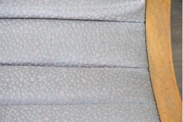 中古　天童木工(Tendo)　ヘロン(HERON)シリーズ　継ぎ目のないサイドフレームが特徴のロッキングチェアとオットマンのセット　(R-086851)