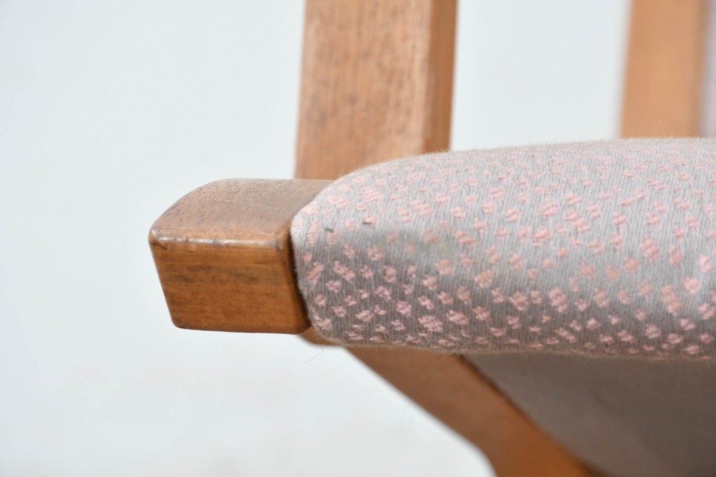 中古　天童木工(Tendo)　ヘロン(HERON)シリーズ　継ぎ目のないサイドフレームが特徴のロッキングチェアとオットマンのセット　(R-086851)