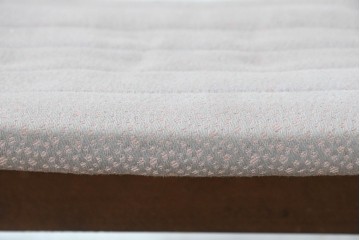 中古　天童木工(Tendo)　ヘロン(HERON)シリーズ　継ぎ目のないサイドフレームが特徴のロッキングチェアとオットマンのセット　(R-086851)