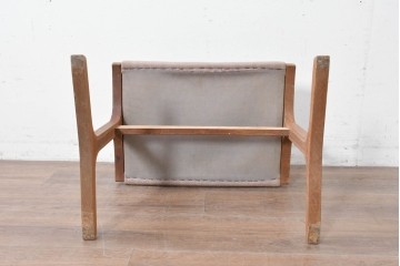 中古　天童木工(Tendo)　ヘロン(HERON)シリーズ　継ぎ目のないサイドフレームが特徴のロッキングチェアとオットマンのセット　(R-086851)