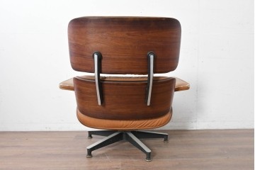 【ジャンク品】　アメリカヴィンテージ　Hermanmiller(ハーマンミラー社)　ローズウッド材　本革シートのイームズラウンジチェア&オットマンのセット　定価約113万円　(R-086852)