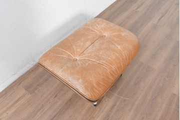 【ジャンク品】　アメリカヴィンテージ　Hermanmiller(ハーマンミラー社)　ローズウッド材　本革シートのイームズラウンジチェア&オットマンのセット　定価約113万円　(R-086852)