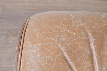 【ジャンク品】　アメリカヴィンテージ　Hermanmiller(ハーマンミラー社)　ローズウッド材　本革シートのイームズラウンジチェア&オットマンのセット　定価約113万円　(R-086852)