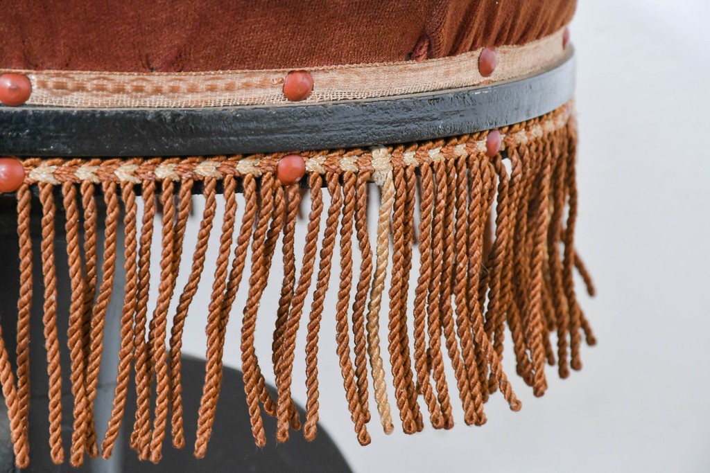 和製ヴィンテージ　クラシカルなフリンジ飾り付きのピアノスツール　(R-086853)