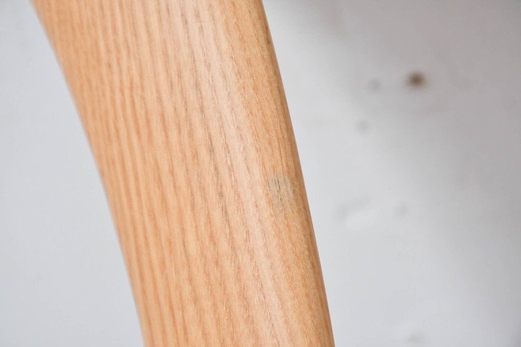 中古　イタリア製　porada(ポラダ)　Ester(エスター)シリーズ　ナチュラルアッシュ　曲線が美しいダイニングチェア4脚セット　定価(4脚合計)約137万円　(R-086854)