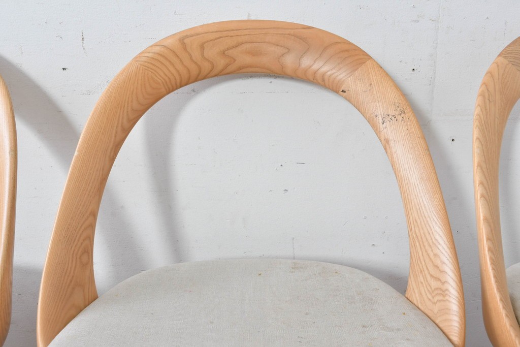 中古　イタリア製　porada(ポラダ)　Ester(エスター)シリーズ　ナチュラルアッシュ　曲線が美しいダイニングチェア4脚セット　定価(4脚合計)約137万円　(R-086854)