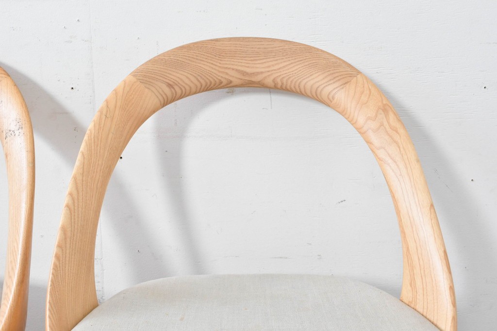 中古　イタリア製　porada(ポラダ)　Ester(エスター)シリーズ　ナチュラルアッシュ　曲線が美しいダイニングチェア4脚セット　定価(4脚合計)約137万円　(R-086854)