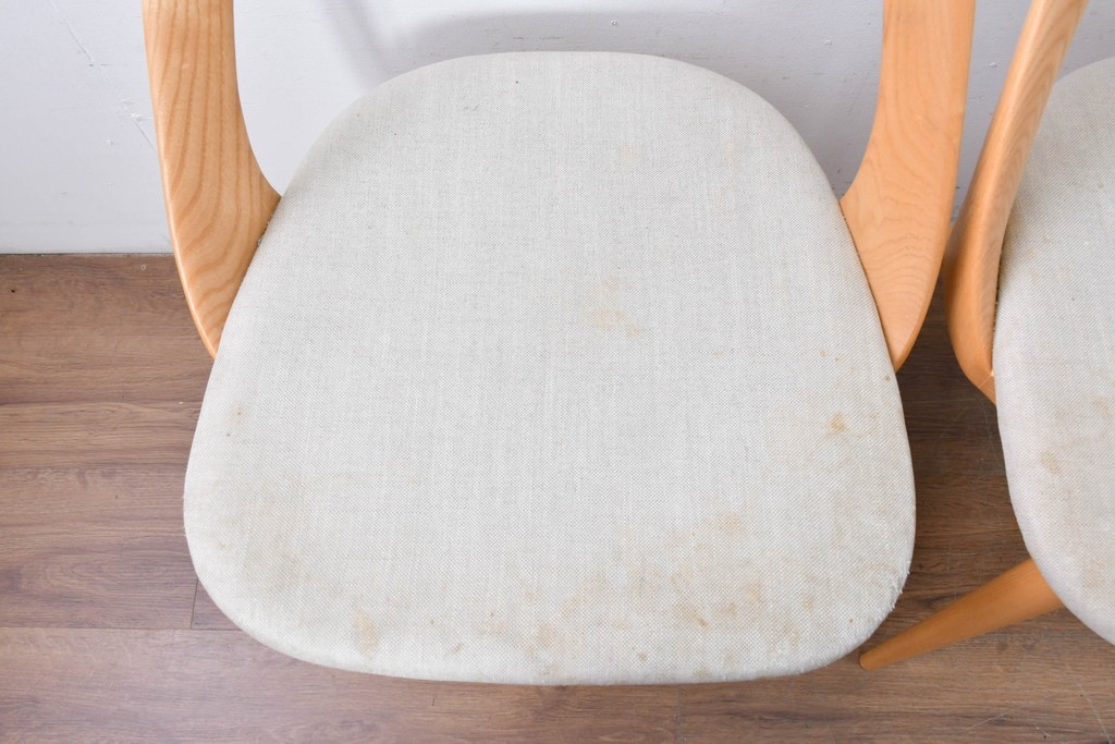 中古　イタリア製　porada(ポラダ)　Ester(エスター)シリーズ　ナチュラルアッシュ　曲線が美しいダイニングチェア4脚セット　定価(4脚合計)約137万円　(R-086854)