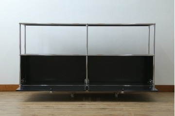 中古　スイス　USMハラー(USM Haller)　ドロップダウンドア収納付きの2段シェルフ　定価約24万円　(R-086855)