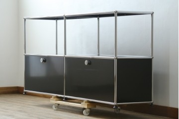 中古　スイス　USMハラー(USM Haller)　ドロップダウンドア収納付きの2段シェルフ　定価約24万円　(R-086855)