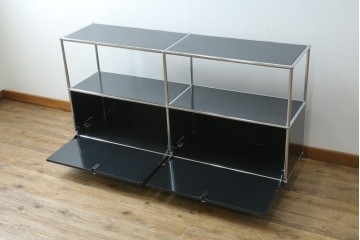 中古　スイス　USMハラー(USM Haller)　ドロップダウンドア収納付きの2段シェルフ　定価約24万円　(R-086855)