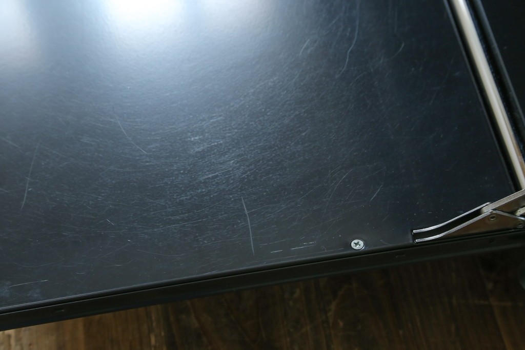 中古　スイス　USMハラー(USM Haller)　ドロップダウンドア収納付きの2段シェルフ　定価約24万円　(R-086855)