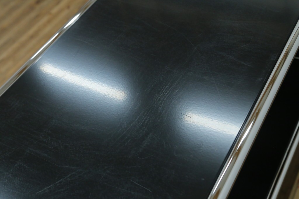 中古　スイス　USMハラー(USM Haller)　ドロップダウンドア収納付きの2段シェルフ　定価約24万円　(R-086855)