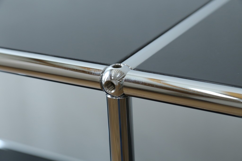 中古　スイス　USMハラー(USM Haller)　ドロップダウンドア収納付きの2段シェルフ　定価約24万円　(R-086855)