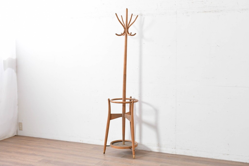 和製ヴィンテージ　秋田木工　曲げ木の優美な傘立て付きポールハンガー　(R-086856)