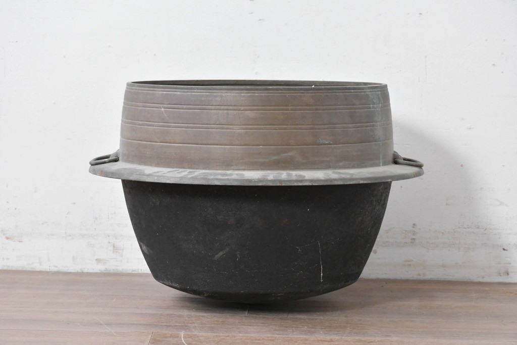 昭和中期　真鍮製　持ち手の付いた特大サイズの羽釜　(R-086857)