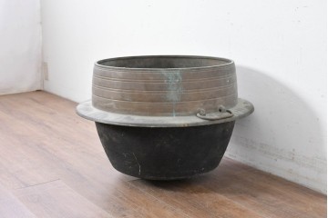 昭和中期　真鍮製　持ち手の付いた特大サイズの羽釜　(R-086857)