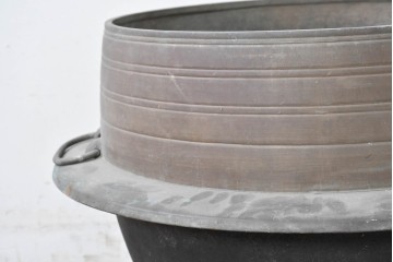 昭和中期　真鍮製　持ち手の付いた特大サイズの羽釜　(R-086857)