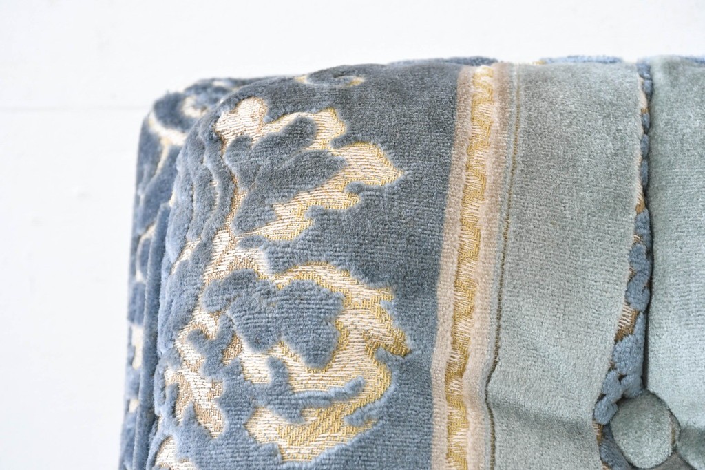 中古　DREXEL HERITAGE(ドレクセルヘリテイジ)　アカンサス紋様のジャガード織りが上品なラウンジチェア　(R-086858)