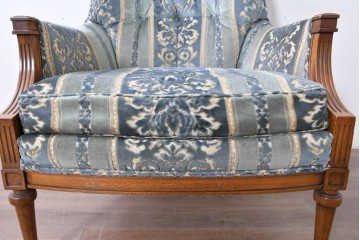 中古　DREXEL HERITAGE(ドレクセルヘリテイジ)　アカンサス紋様のジャガード織りが上品なラウンジチェア　(R-086858)