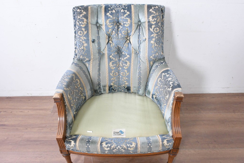 中古　DREXEL HERITAGE(ドレクセルヘリテイジ)　アカンサス紋様のジャガード織りが上品なラウンジチェア　(R-086858)