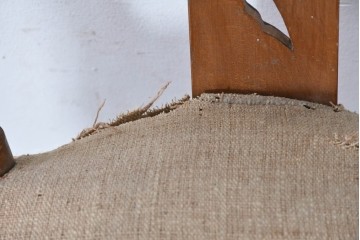 和製アンティーク　草花の透かし意匠がアクセントの回転椅子　(R-086859)