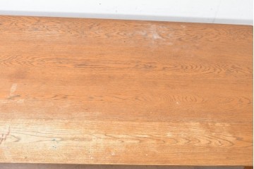 中古　トラックファニチャー(TRUCK FURNITURE)　楢(ナラ)材　無垢材ならではの素朴さが魅力のQUATTRO (クアトロ)ダイニングテーブル　(R-086860)