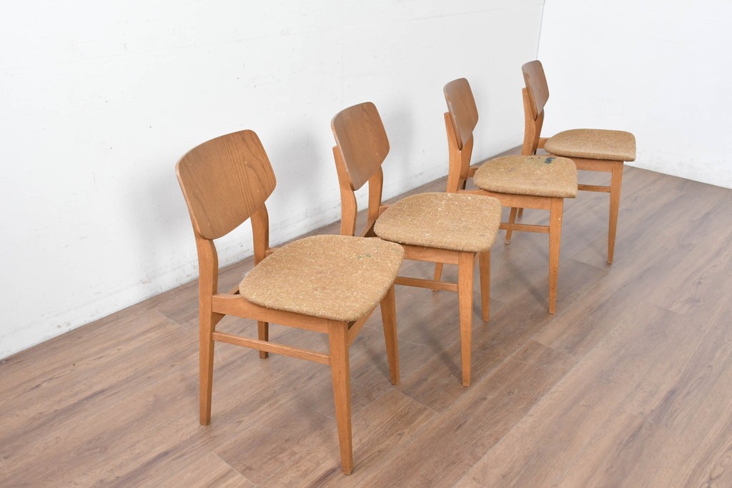 中古　トラックファニチャー(TRUCK FURNITURE)　楢(ナラ)材　ナチュラルな素材感が魅力のTORCH(トーチ)チェア4脚セット　定価(4脚合計)約32万7千円　(R-086861)