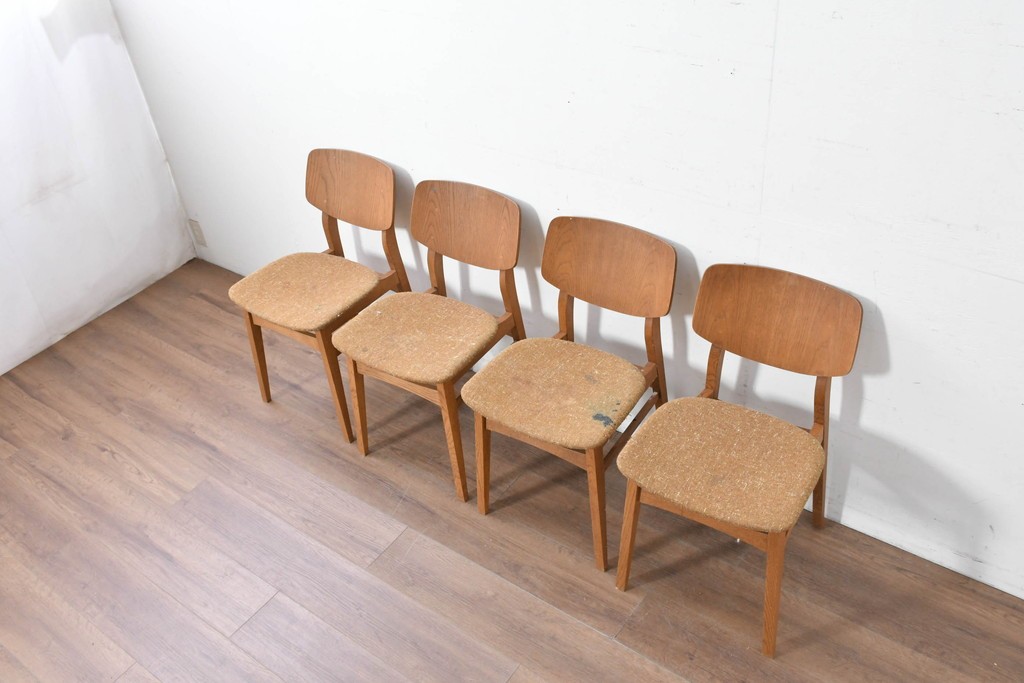 中古　トラックファニチャー(TRUCK FURNITURE)　楢(ナラ)材　ナチュラルな素材感が魅力のTORCH(トーチ)チェア4脚セット　定価(4脚合計)約32万7千円　(R-086861)