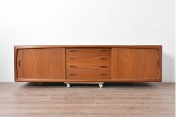 デンマークヴィンテージ　H.P. Hansen(H.P.ハンセン)　チーク材　脚欠損　滑らかなカーブを描くフレームのサイドボード　(R-086862)
