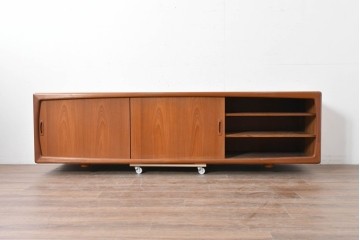 デンマークヴィンテージ　H.P. Hansen(H.P.ハンセン)　チーク材　脚欠損　滑らかなカーブを描くフレームのサイドボード　(R-086862)