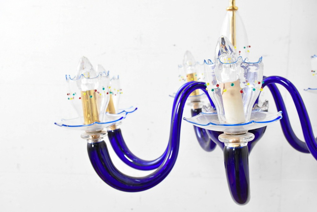 中古　イタリア製　ルミナベッラ取り扱い　De Majo(デ・マヨ)　ムラーノガラスの鮮やかなブルーが映える6灯シャンデリア　定価推定100万円以上　(R-086863)