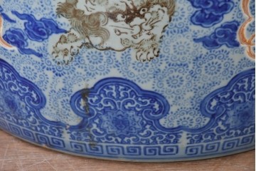 【簡易リペア限定品】　和製アンティーク　玉取獅子(獅子・鞠)モチーフの瀬戸火鉢　(R-086864)