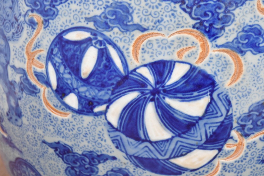 【簡易リペア限定品】　和製アンティーク　玉取獅子(獅子・鞠)モチーフの瀬戸火鉢　(R-086864)