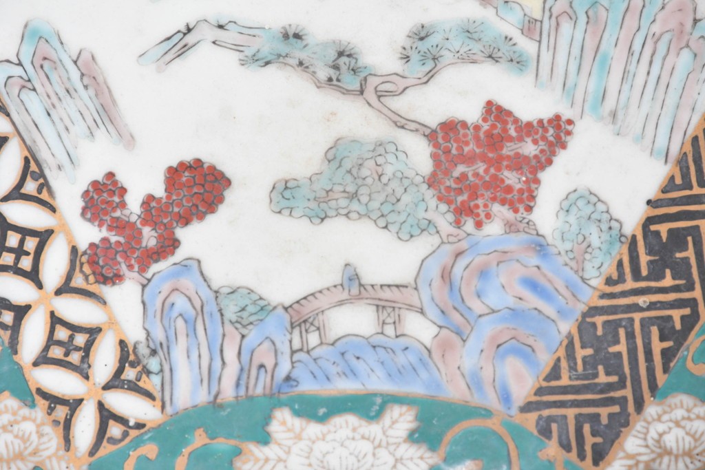 和製ヴィンテージ　高級品　GOLD IMARI　扇面模様(山水図・花鳥図)が描かれた有田焼のスツール　(R-086865)