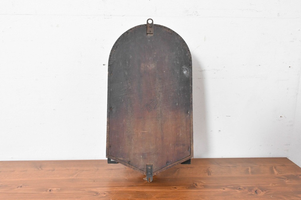 和製アンティーク　大正ロマン　精工舎(SEIKOSHA、セイコー)　アーチ型が可愛らしい小ぶりな振り子時計　(R-086869)