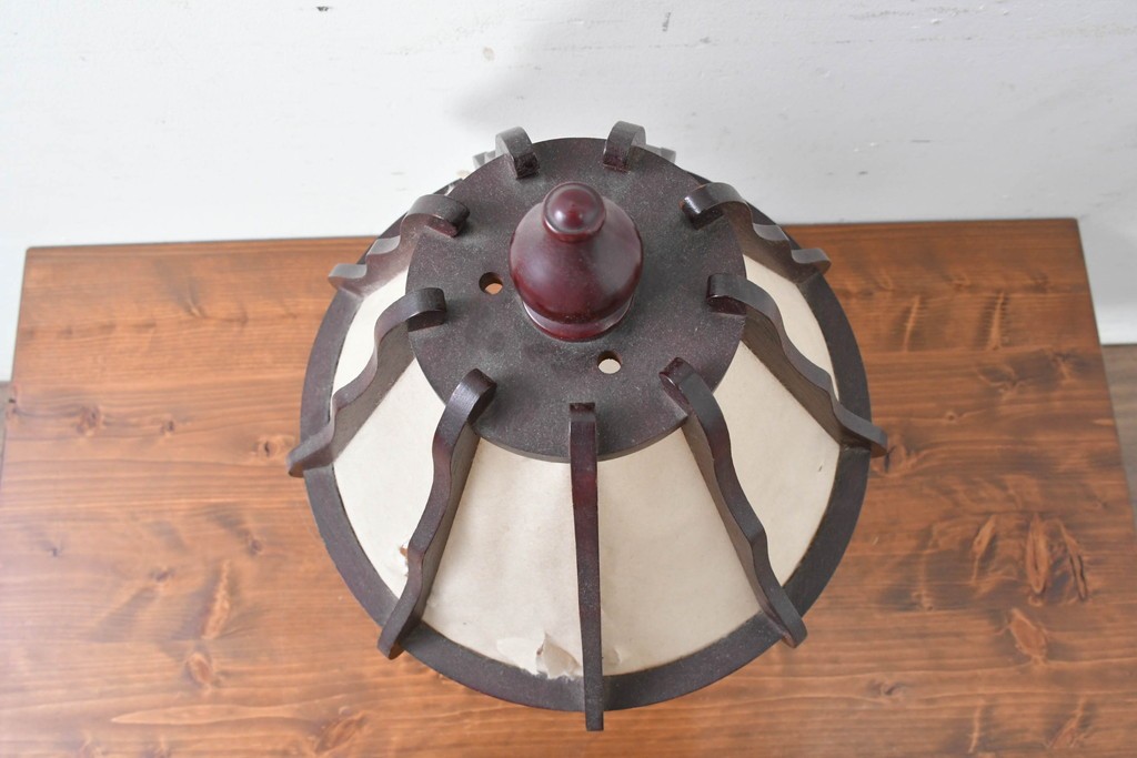 中古　民芸家具　木芸研究会　和洋折衷な挽き物×和紙張りのテーブルランプ　(R-086870)