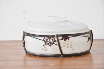 《引っ掛けシーリング式ペンダントライト加工費込み》　和製アンティーク　切子細工(葡萄)とセルロイド装飾をあしらったペンダントライト　(R-086874)