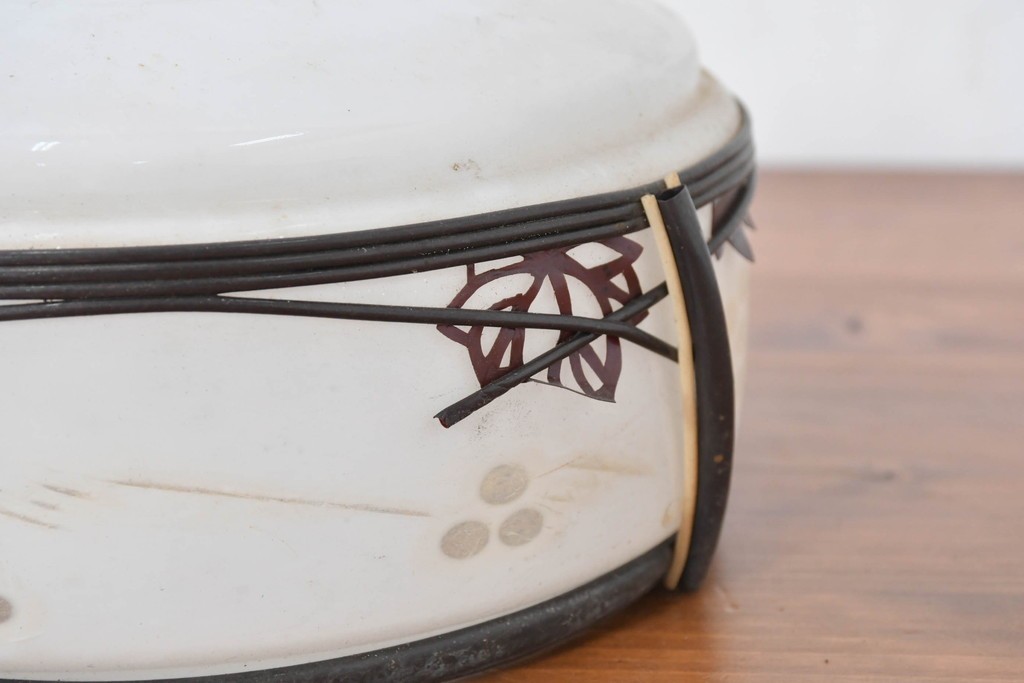 《引っ掛けシーリング式ペンダントライト加工費込み》　和製アンティーク　切子細工(葡萄)とセルロイド装飾をあしらったペンダントライト　(R-086874)