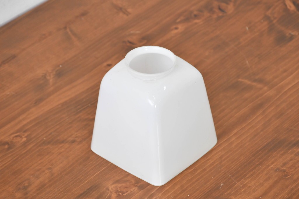 《引っ掛けシーリング式ペンダントライト加工費込み》　和製アンティーク　シンプルな台形フォルムのガラスペンダントライト　(R-086875)