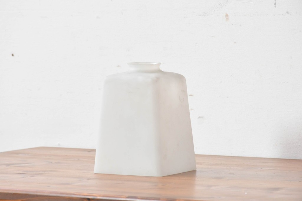 《引っ掛けシーリング式ペンダントライト加工費込み》　和製ヴィンテージ　シンプルな台形フォルムのガラスペンダントライト　(R-086877)