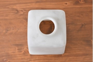 《引っ掛けシーリング式ペンダントライト加工費込み》　和製ヴィンテージ　シンプルな台形フォルムのガラスペンダントライト　(R-086877)